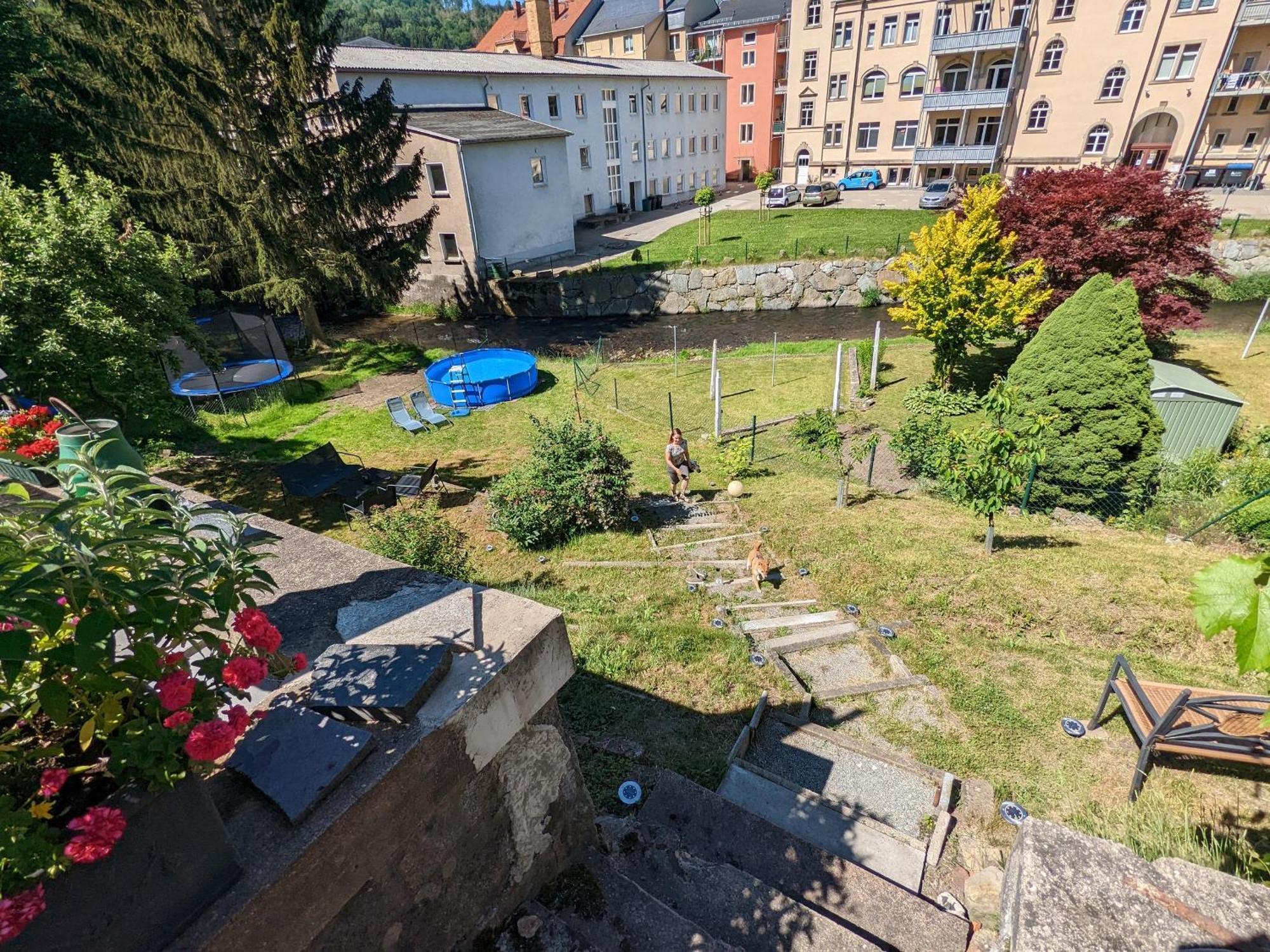 Hw2B - Urlaubsmagie - Wohlfuehlwohnung Mit Balkon, Pool, Sauna & Terrasse Sebnitz Exterior photo